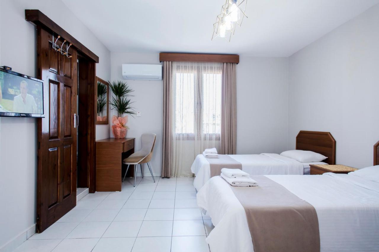 Homelike Guest House Kyrenia  Ngoại thất bức ảnh