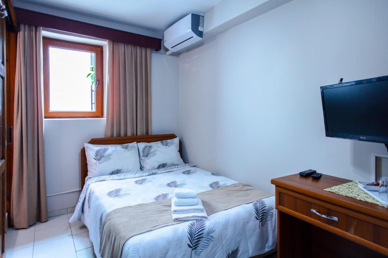 Homelike Guest House Kyrenia  Ngoại thất bức ảnh