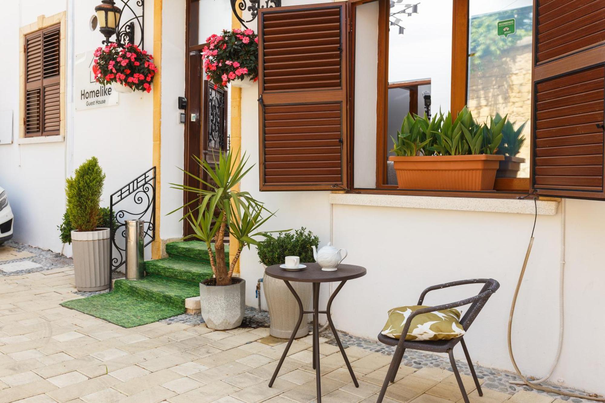 Homelike Guest House Kyrenia  Ngoại thất bức ảnh