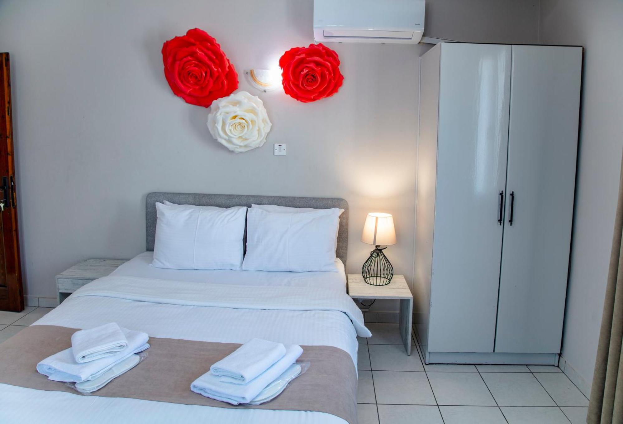 Homelike Guest House Kyrenia  Ngoại thất bức ảnh