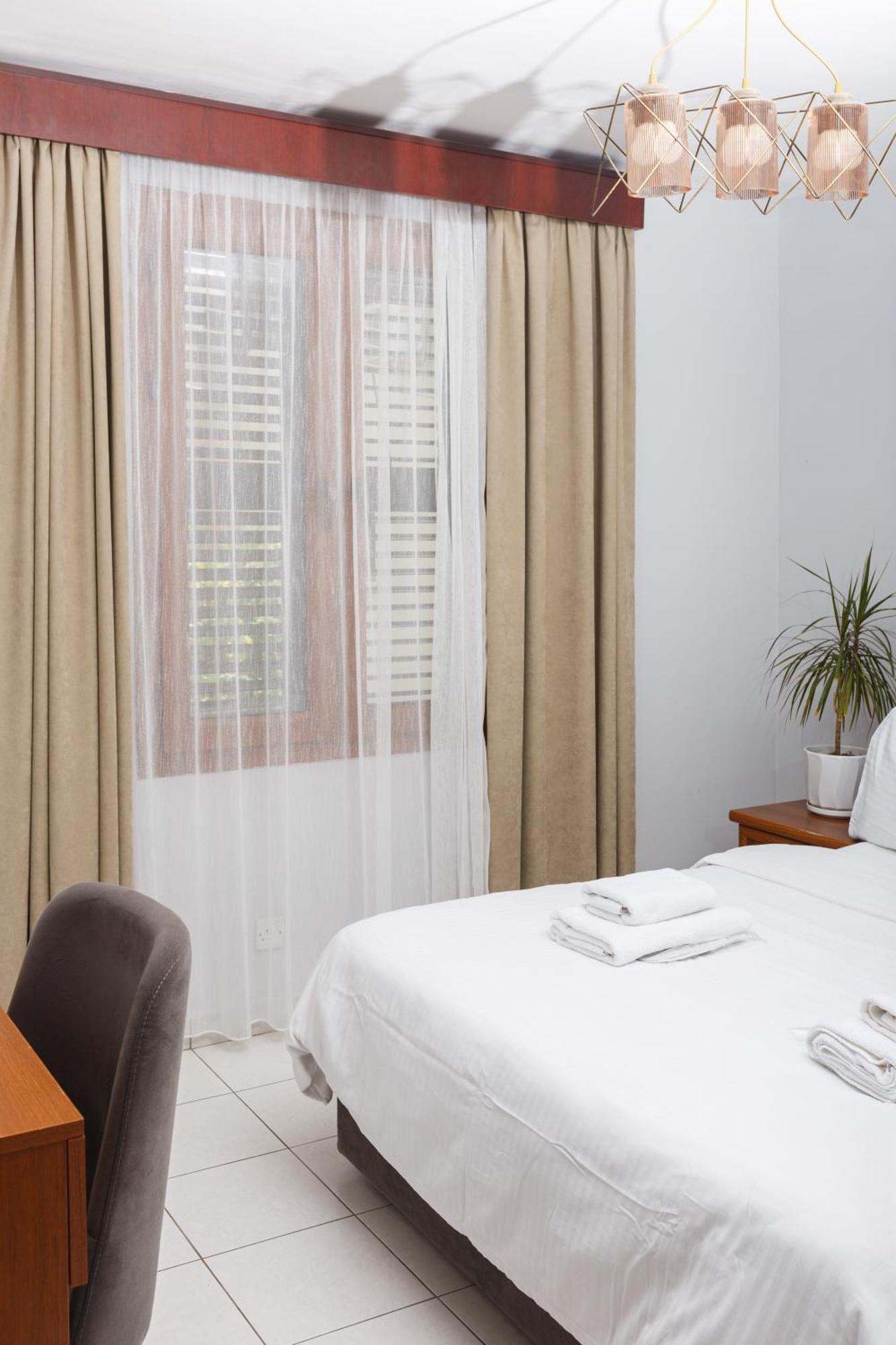 Homelike Guest House Kyrenia  Ngoại thất bức ảnh