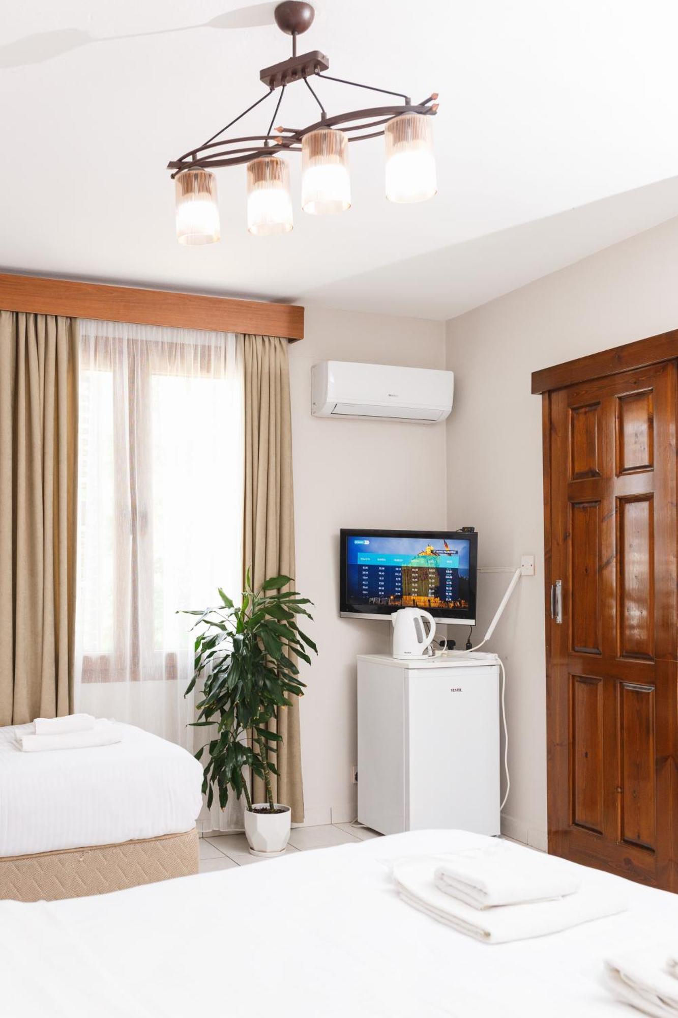 Homelike Guest House Kyrenia  Phòng bức ảnh