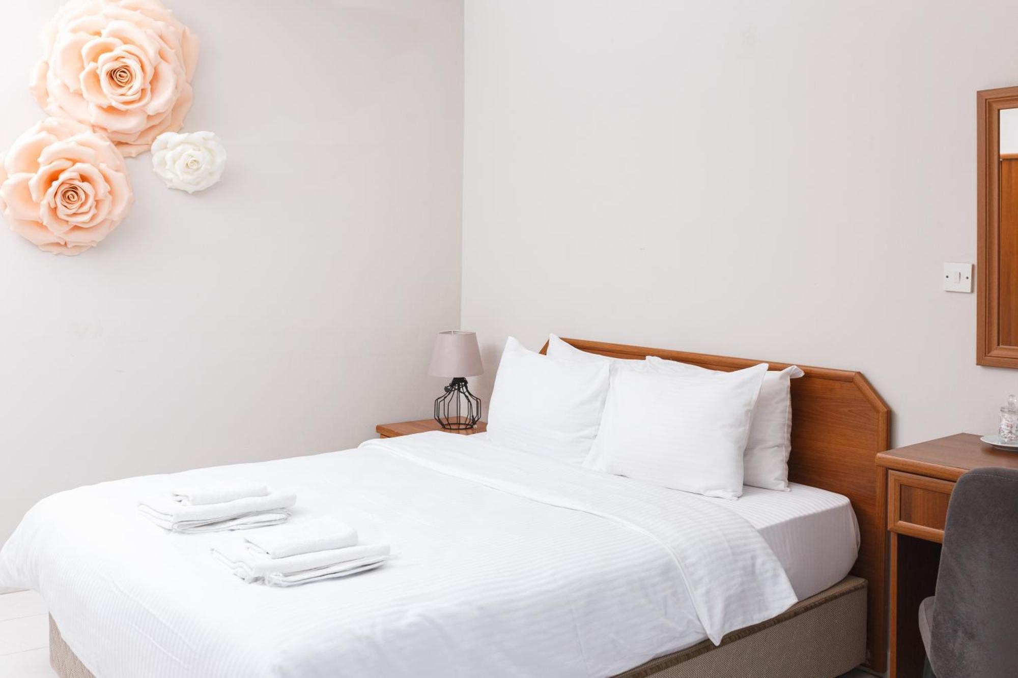 Homelike Guest House Kyrenia  Ngoại thất bức ảnh
